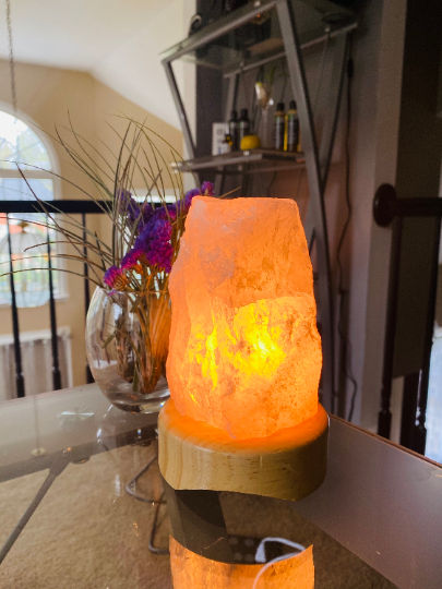 Enchanted Rose Quartz Crystal Lamp: A Beacon of Love and Serenity